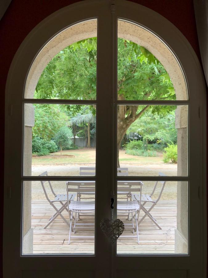 Au Rez De Jardin 호텔 숄레 외부 사진